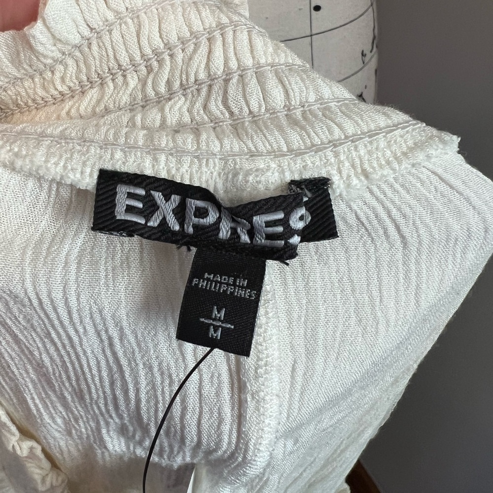 7 for $30 Express Off Shoulder Dress NWT - Picture 8 of 10